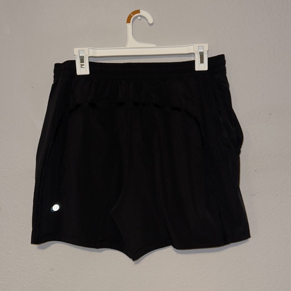 Lululemon shorts - Picture 8 of 10